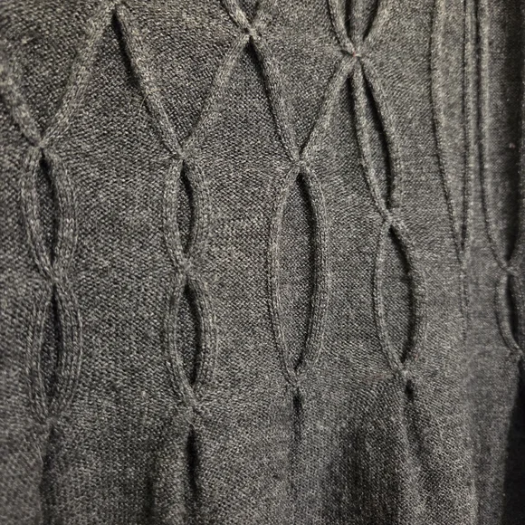 Gray Knit Dress - Picture 4 of 4